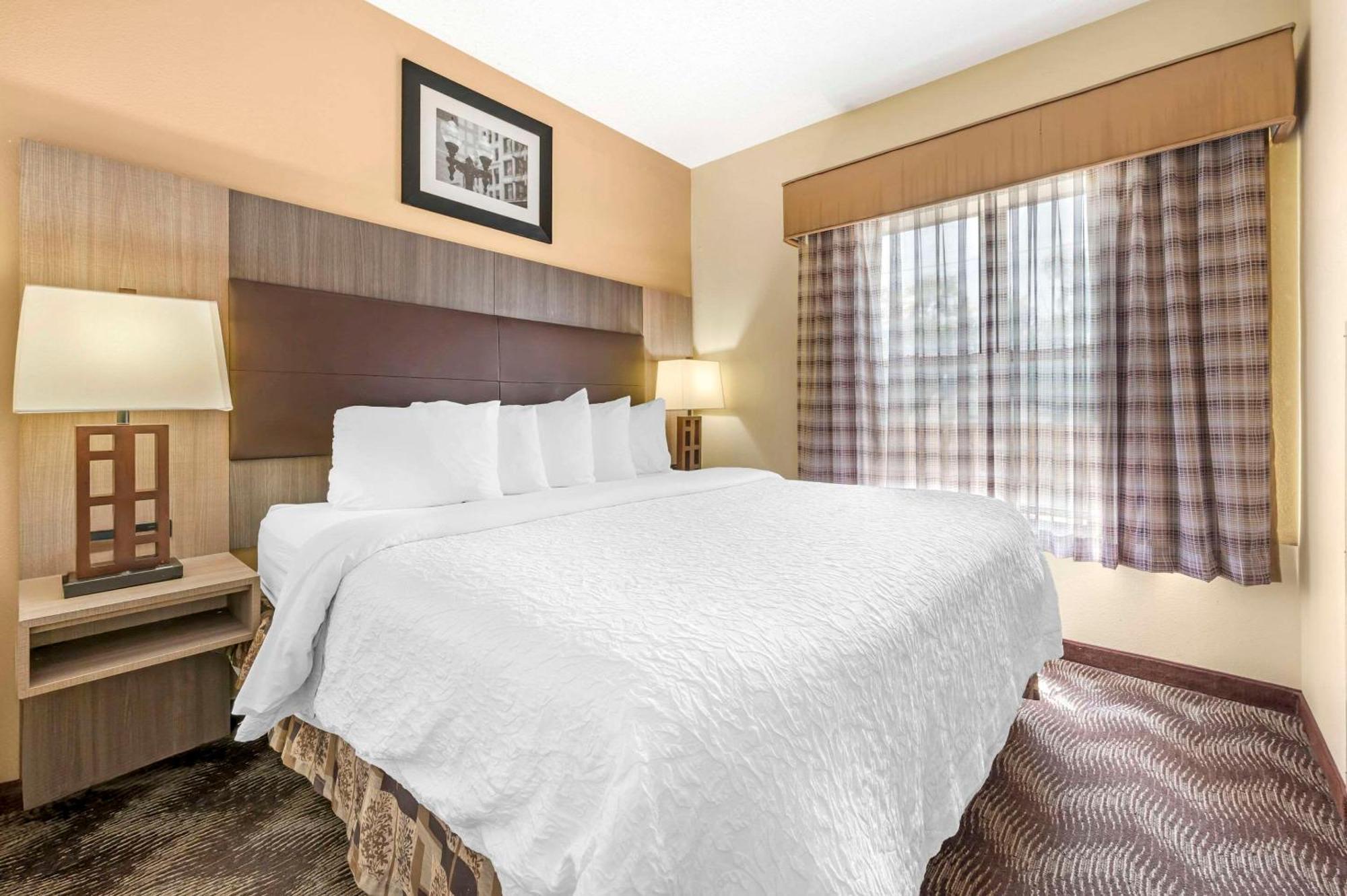 Quality Hotel Indianápolis